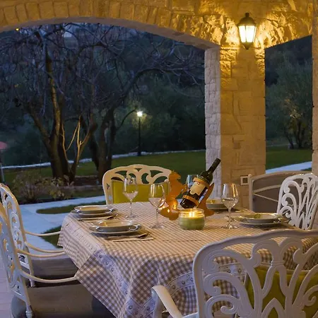 Villa Stonegate Estate - Bonus, Dvije Jedna Cijena! *