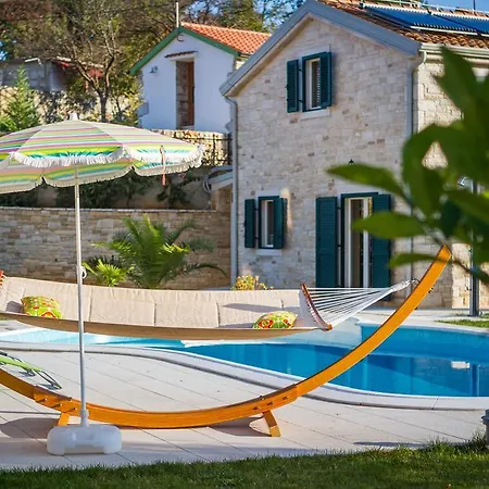 Stonegate Estate - Bonus, Dvije Jedna Cijena! Villa Abbazia