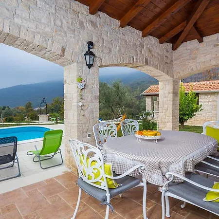 Villa Stonegate Estate - Bonus, Dvije Jedna Cijena! Abbazia