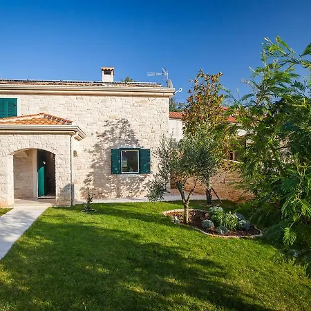 Stonegate Estate - Bonus, Dvije Jedna Cijena! * Opatija