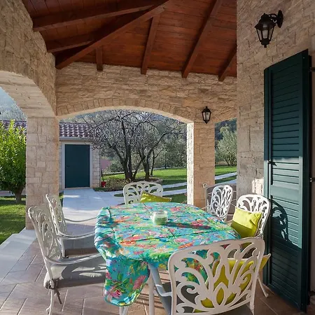 Villa Stonegate Estate - Bonus, Dvije Jedna Cijena! *