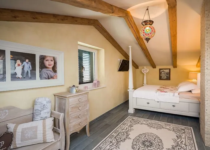 Stonegate Estate - Bonus, Dvije Jedna Cijena! Villa