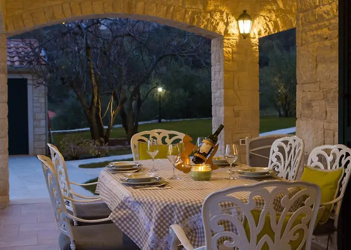 Villa Stonegate Estate - Bonus, Dvije Jedna Cijena! *