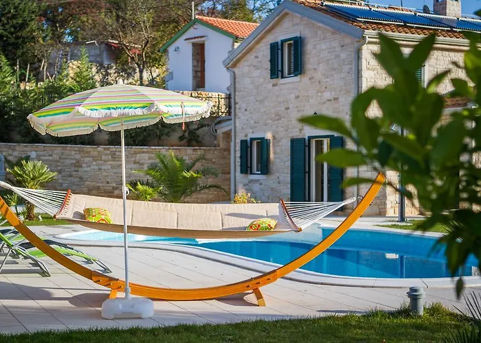 Stonegate Estate - Bonus, Dvije Jedna Cijena! Villa Opatija