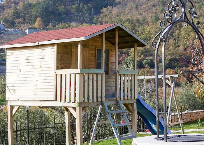 Stonegate Estate - Bonus, Dvije Jedna Cijena! Villa *