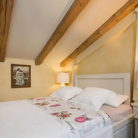 Stonegate Estate - Bonus, Dvije Jedna Cijena! *