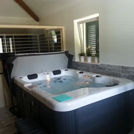 别墅 Stonegate Estate - Bonus, Dvije Jedna Cijena! *