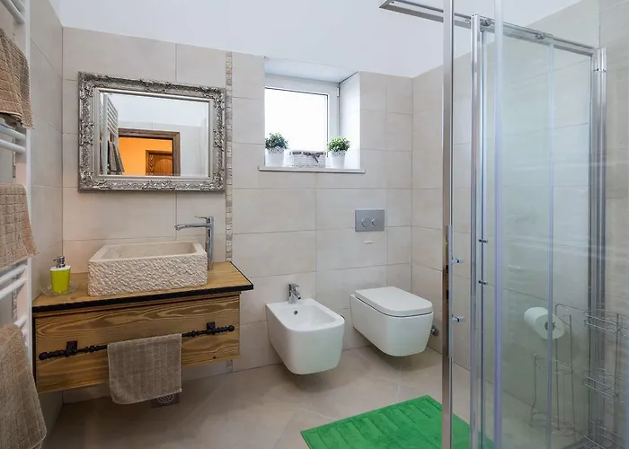 Stonegate Estate - Bonus, Dvije Jedna Cijena!